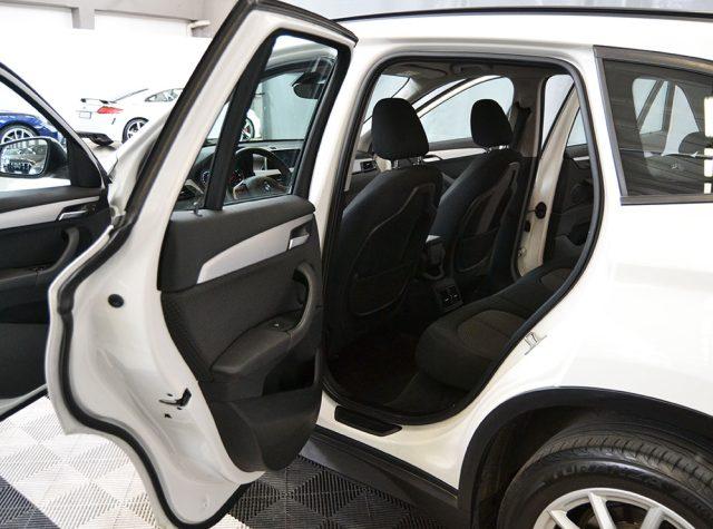 BMW X1 sDrive18d Business Automatica - Led - Navi **