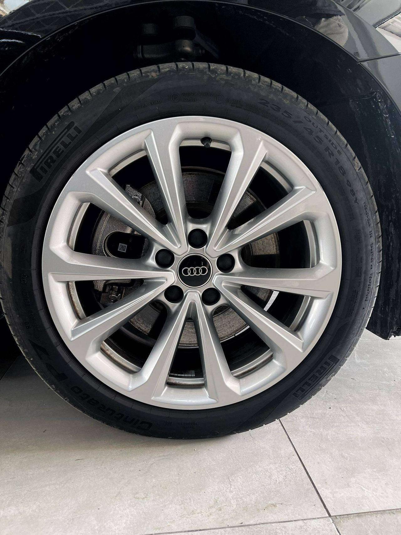 Audi A5 2.0 tdi mhev 204cv BusinesS Advanced s-tronic