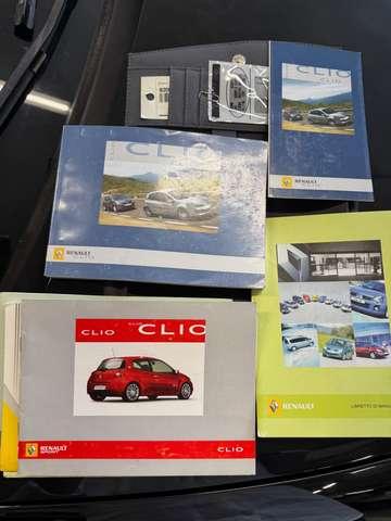 Renault Clio Clio III 3p 2.0 16v RS 200cv