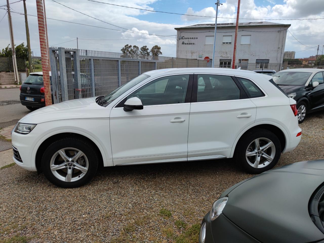 Audi Q5 2.0 TDI 190 CV quattro S tronic Business Sport - GANCIO TRAINO