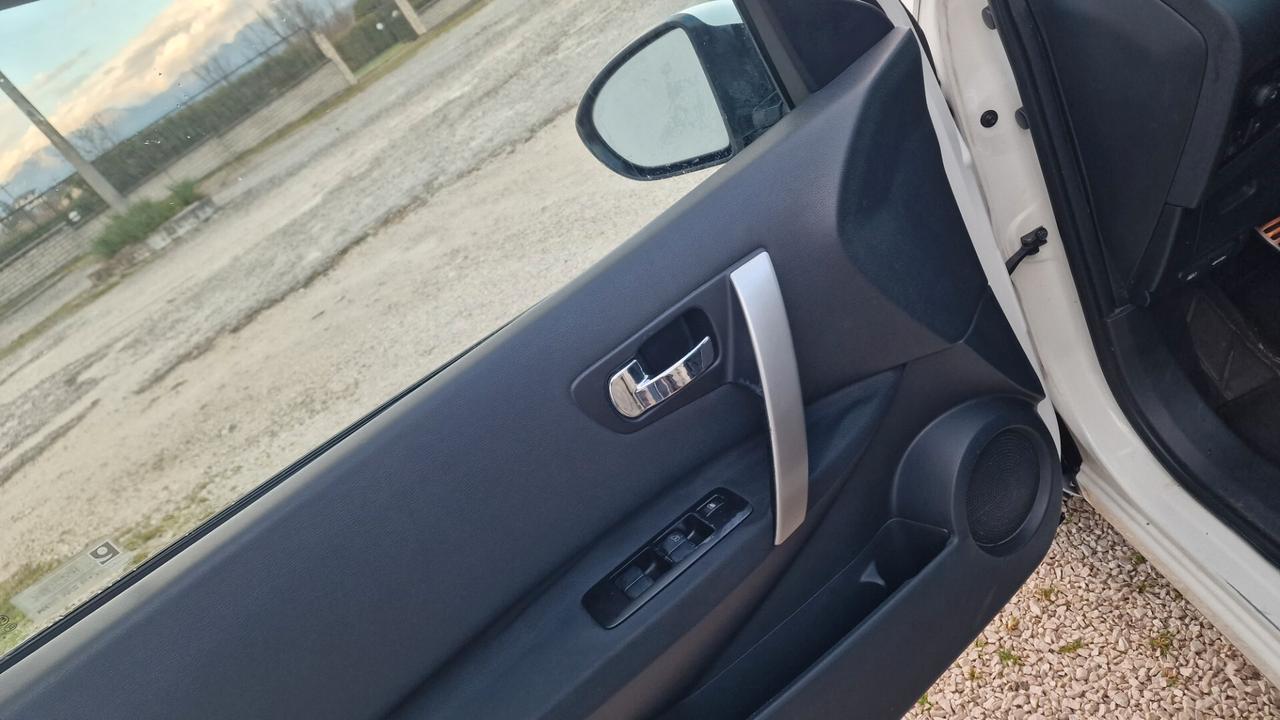 Nissan Qashqai 1.5 dCi DPF Tekna "perfetta in tutto"