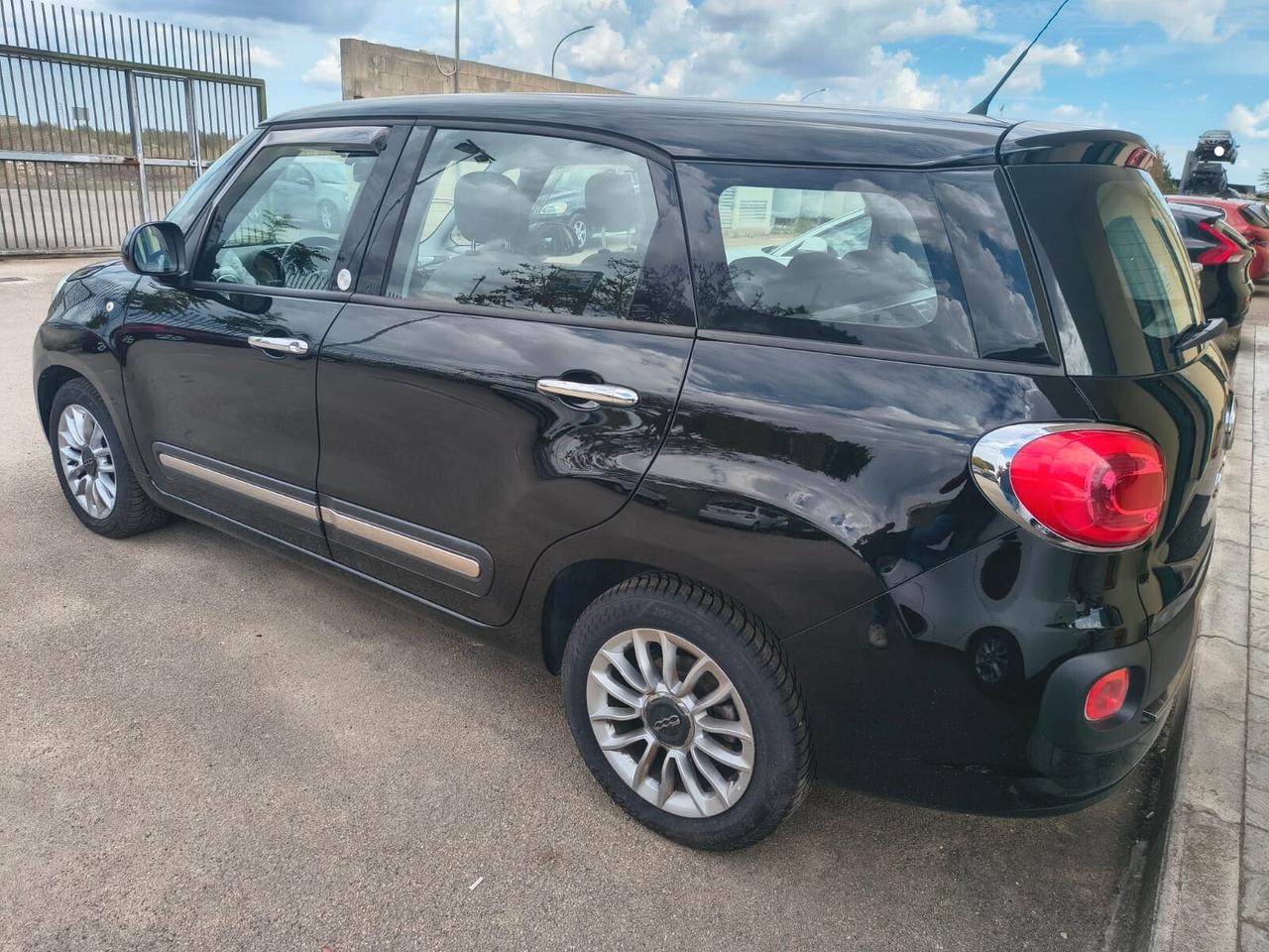 Fiat 500L Living 1.6 Multijet 120 CV Pop Star