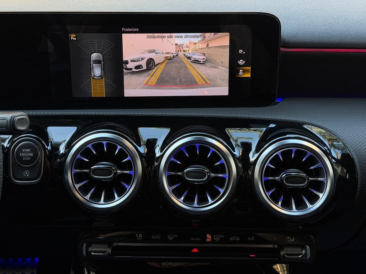 Mercedes Classe A 180d Premium AMG Night Edition 116CV