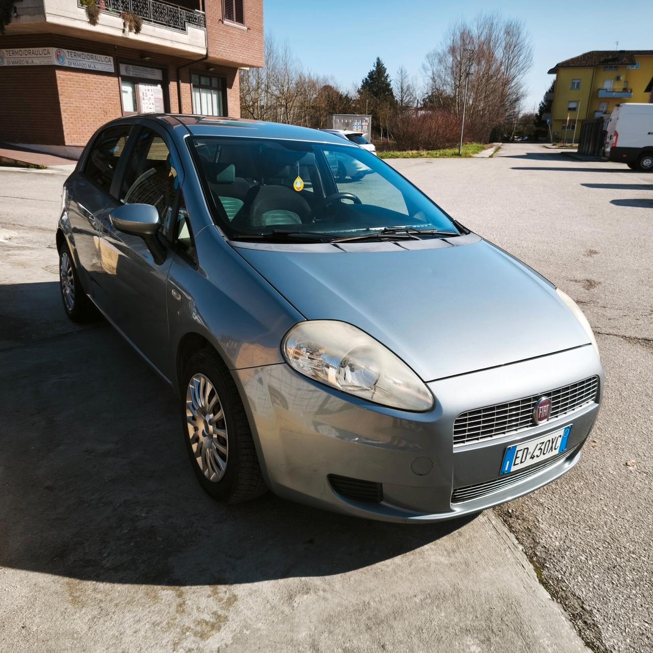 Fiat Grande Punto 1.3 MJT 75 CV 5 porte Dynamic