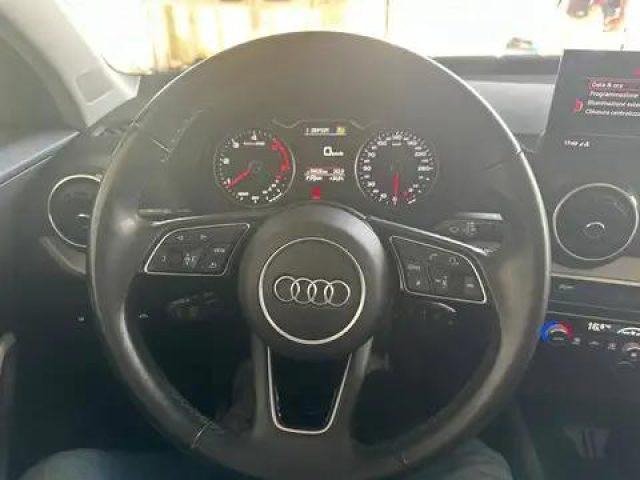 AUDI Q2 30 TDI S tronic Business