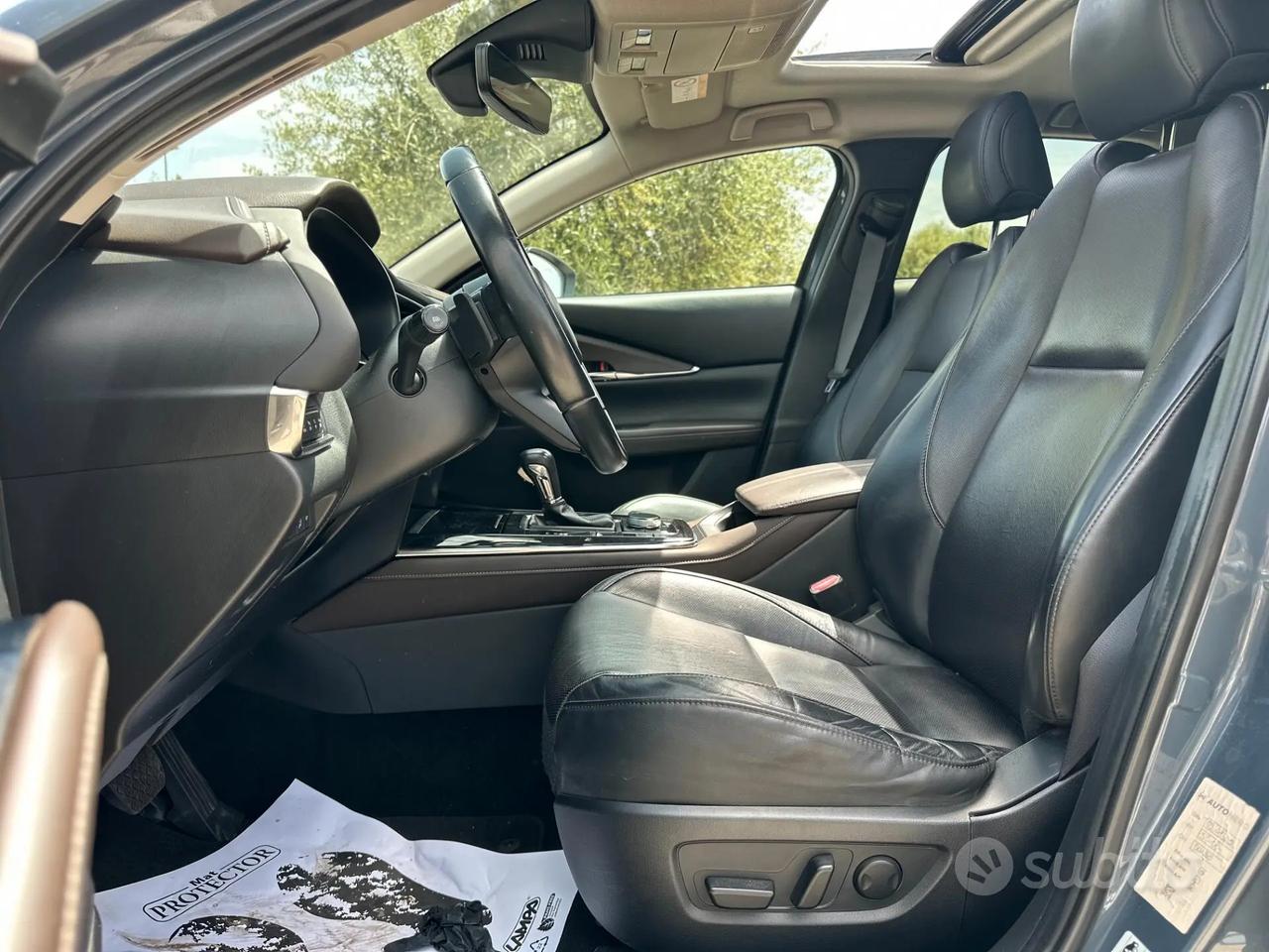 Mazda CX-30 2.0L Skyactiv-G M Hybrid 2WD Exclusive