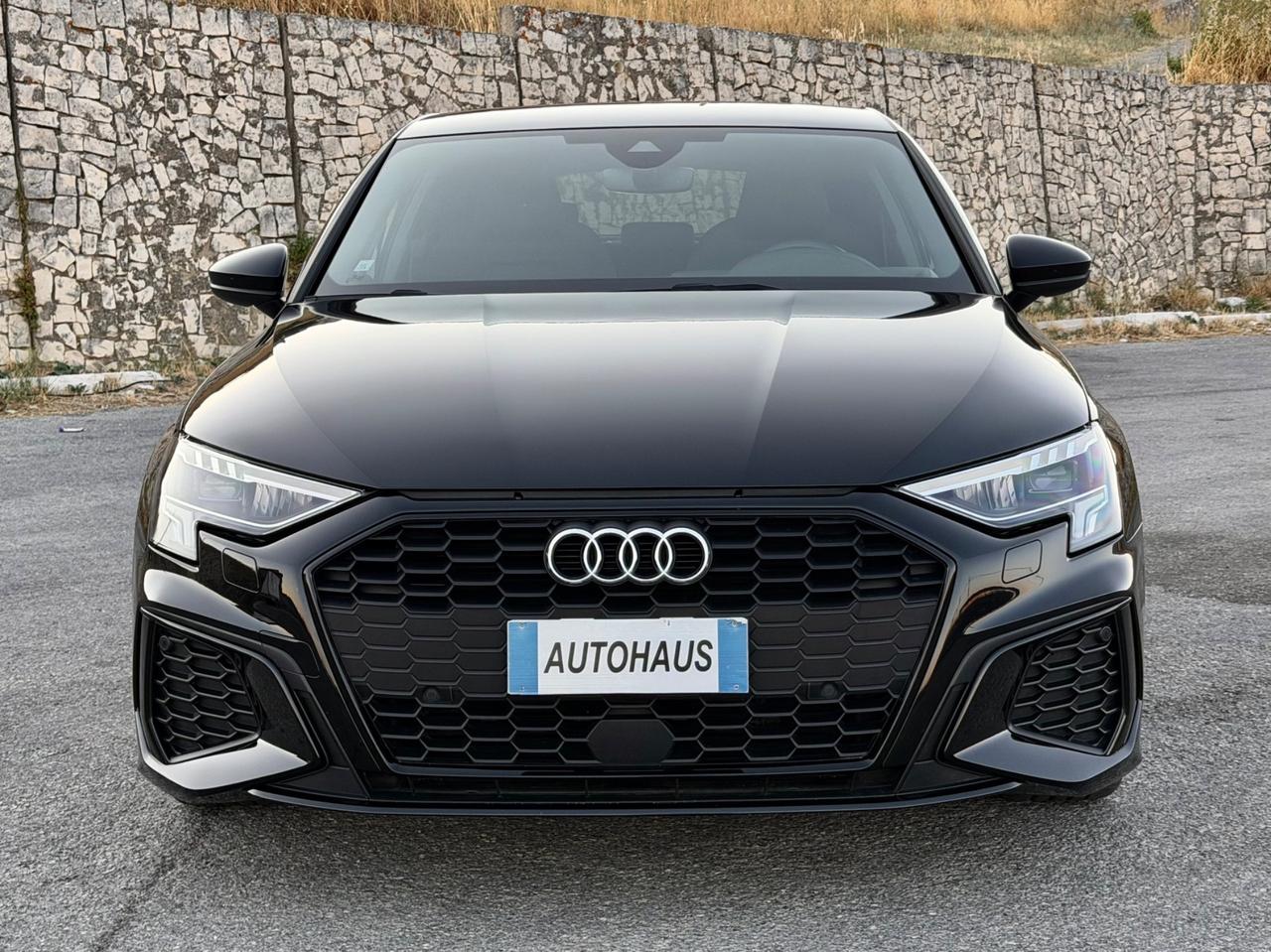 Audi A3 Sportback 35 TDI 150cv S-line 30.000km
