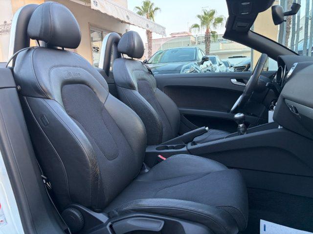 AUDI TT Roadster 1.8 TFSI S-line Bose