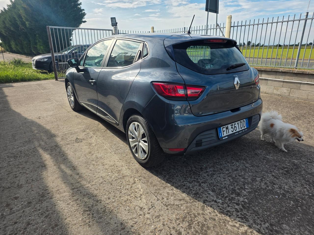 Renault Clio 1.2 75CV 5 porte Zen