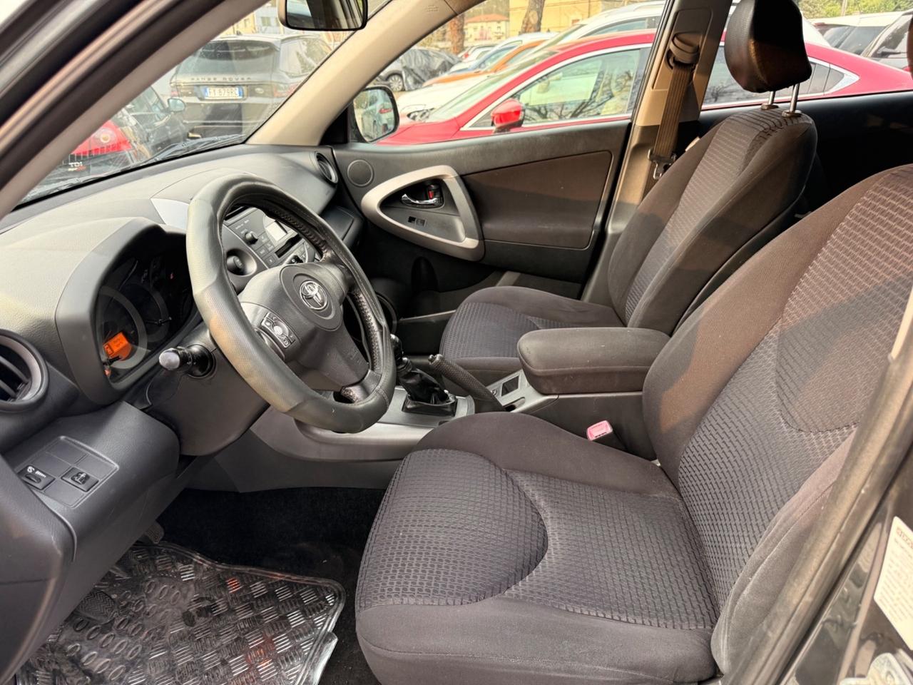 Toyota RAV 4 RAV4 2.2 D-4D 177 CV Luxury