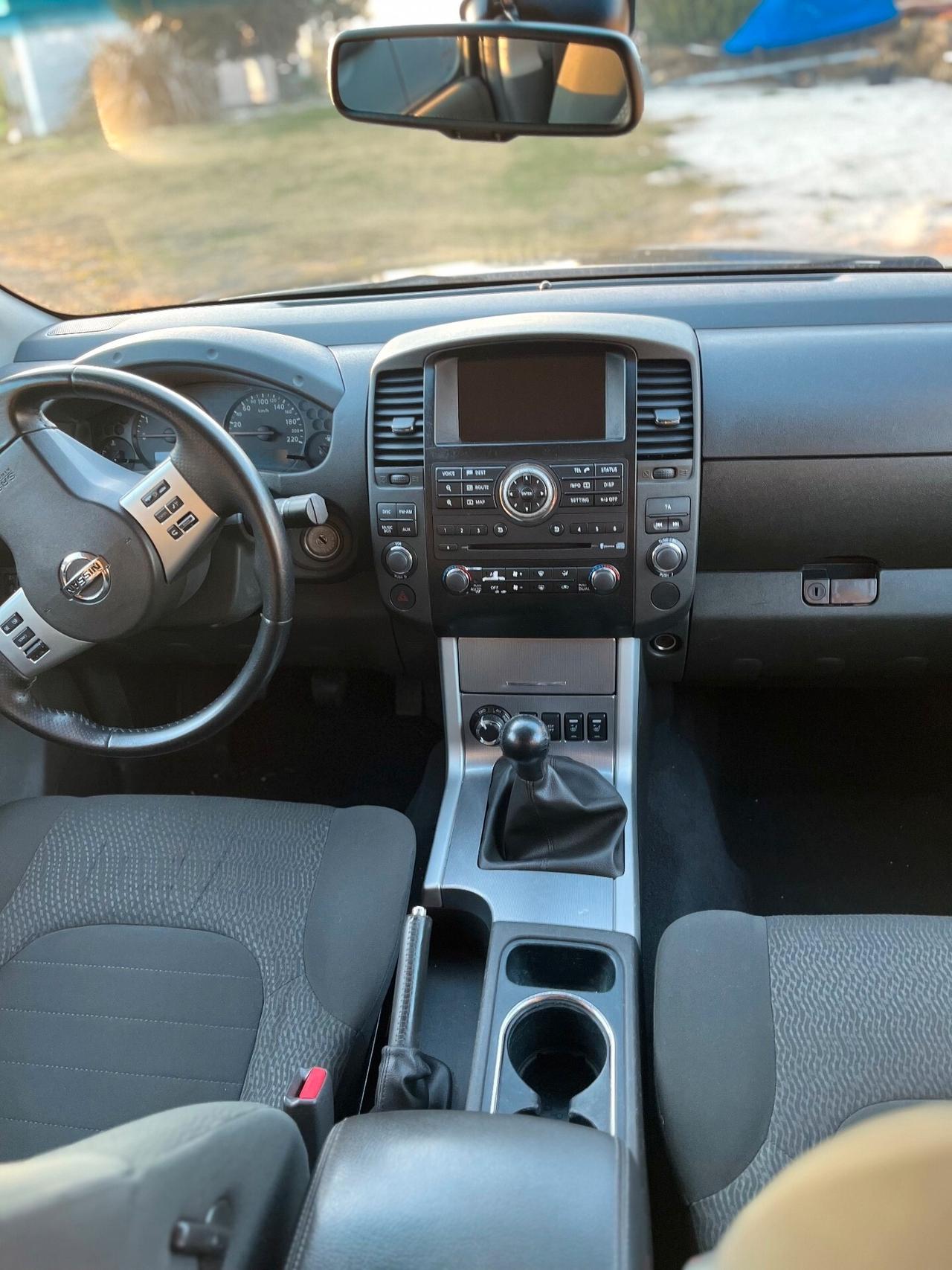 Nissan Navara 2.5 dCi 190CV 4 porte Double Cab XE