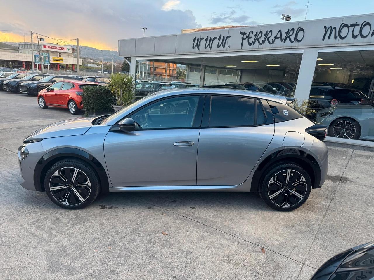 Lancia Ypsilon Hybrid DCT km0 pronta consegna