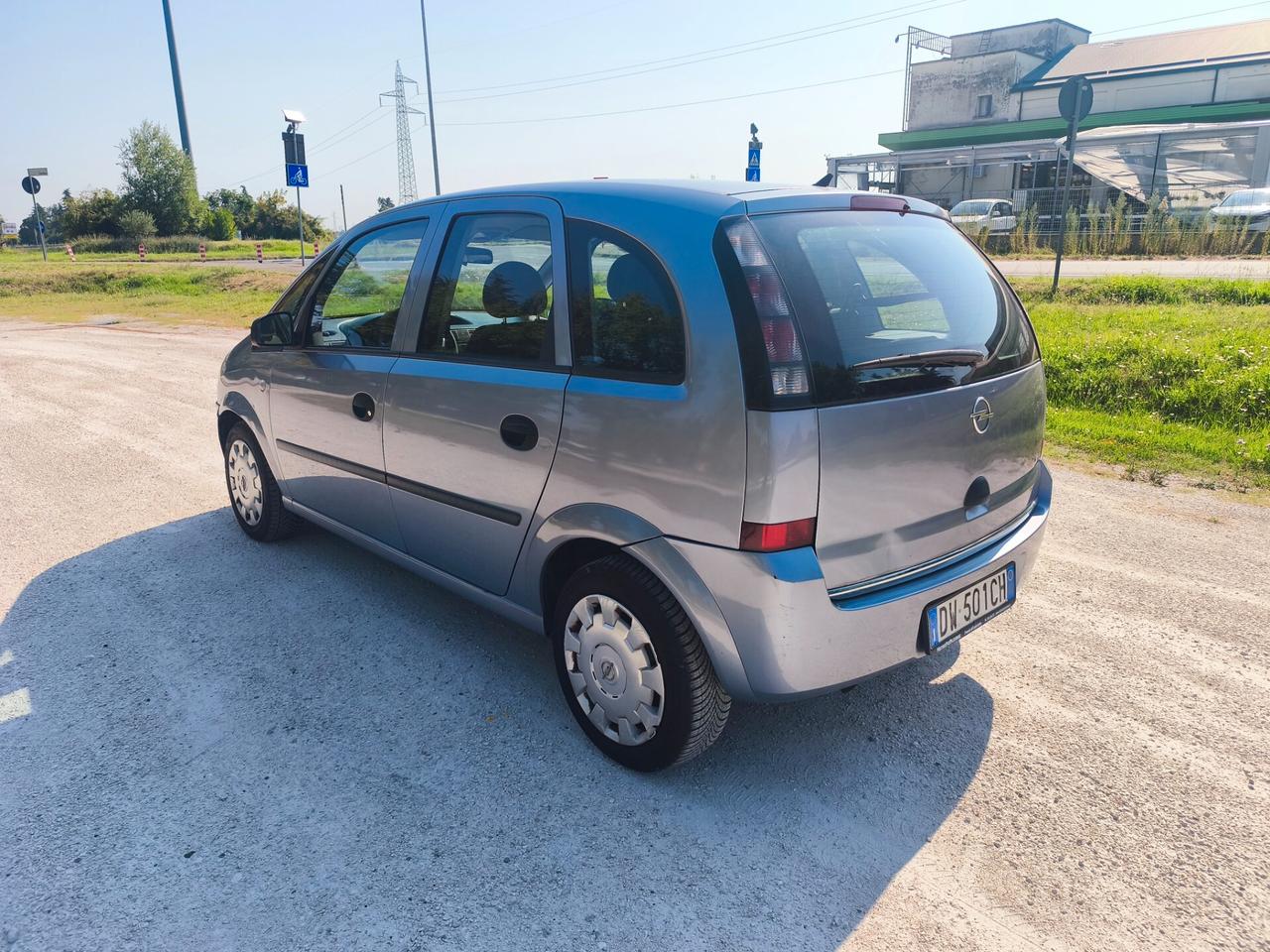 Opel Meriva GPL della casa pochi km