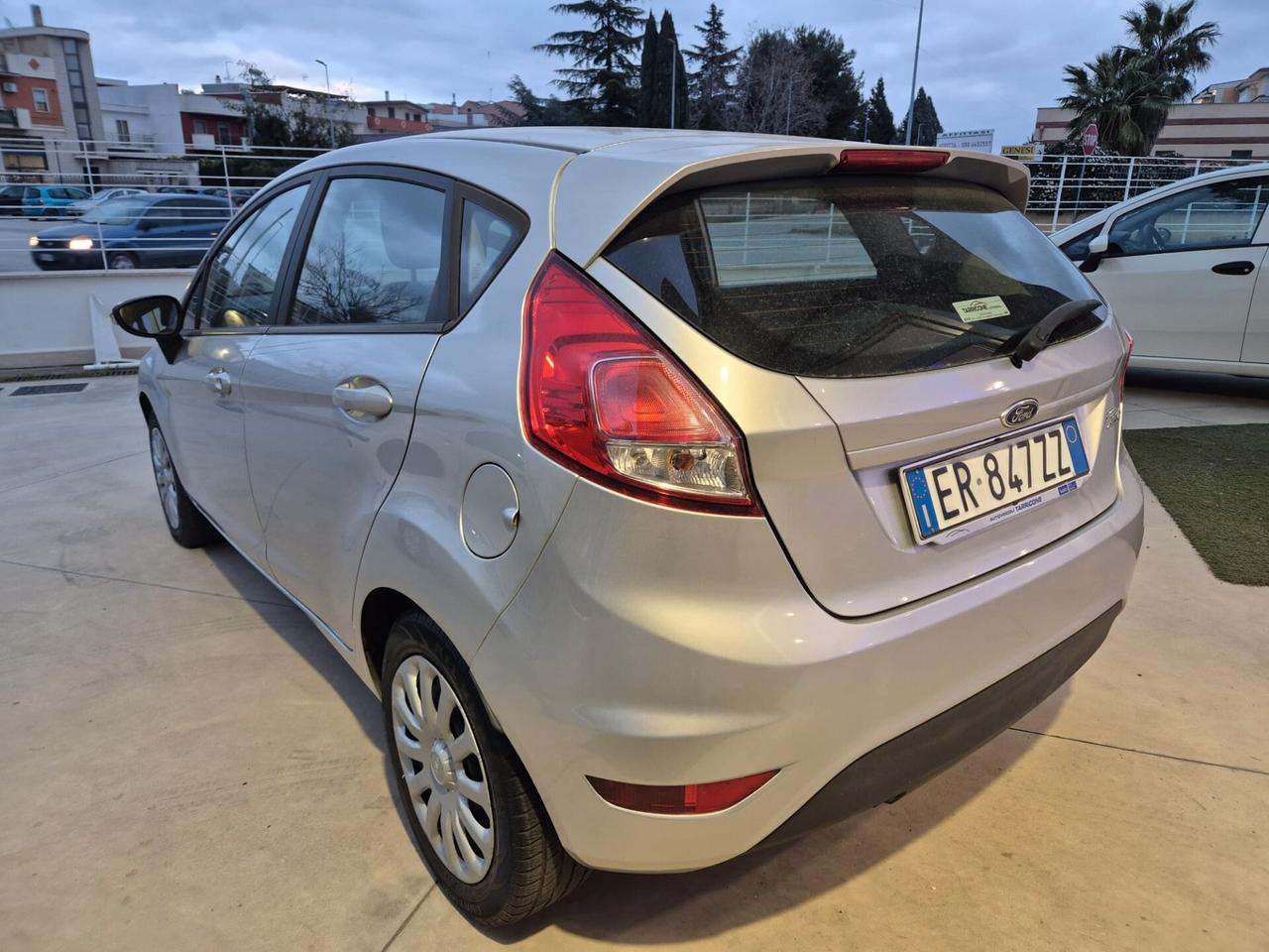 Ford Fiesta 1.2 60CV 5 porte