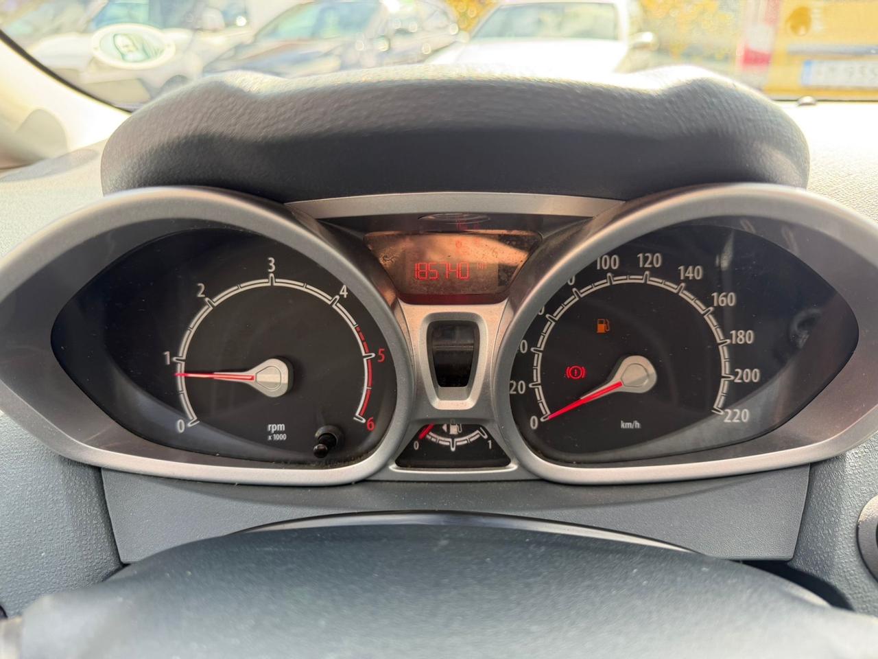 Ford Fiesta 1.4 TDCi 5p. Titanium