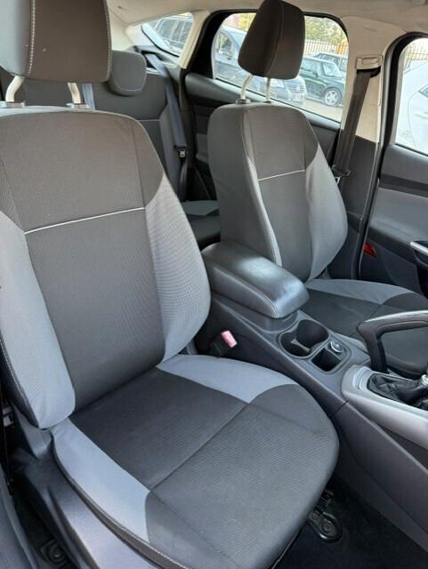 Ford Focus 1.6 TDCi 115 CV