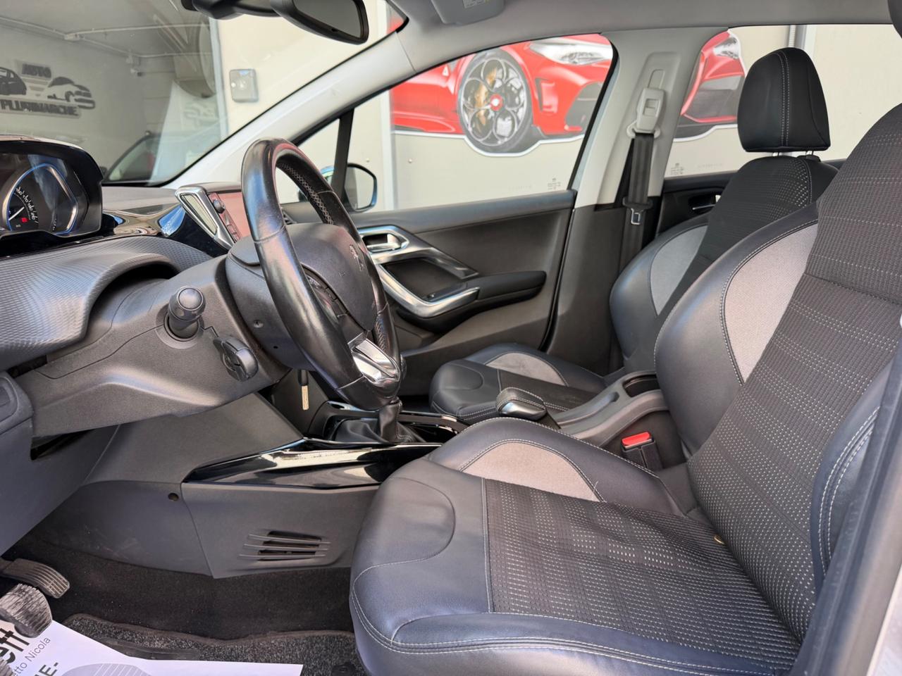 Peugeot 2008 BlueHDi 120 S&S Allure 2016