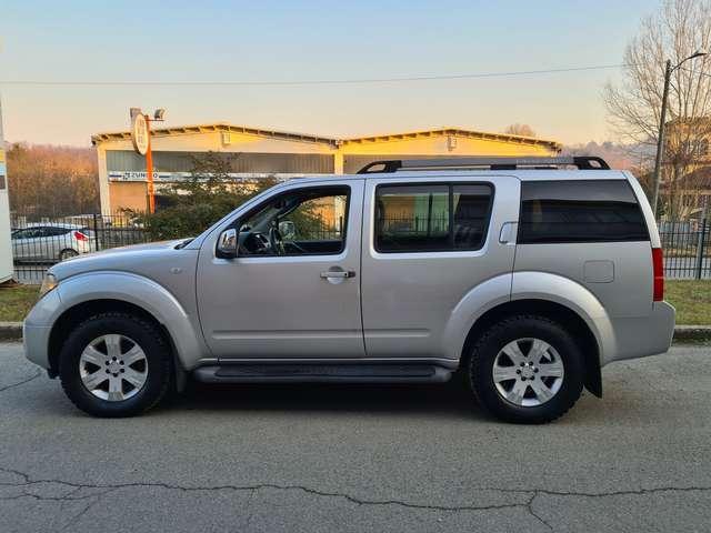 Nissan Pathfinder 2.5 dCi LE