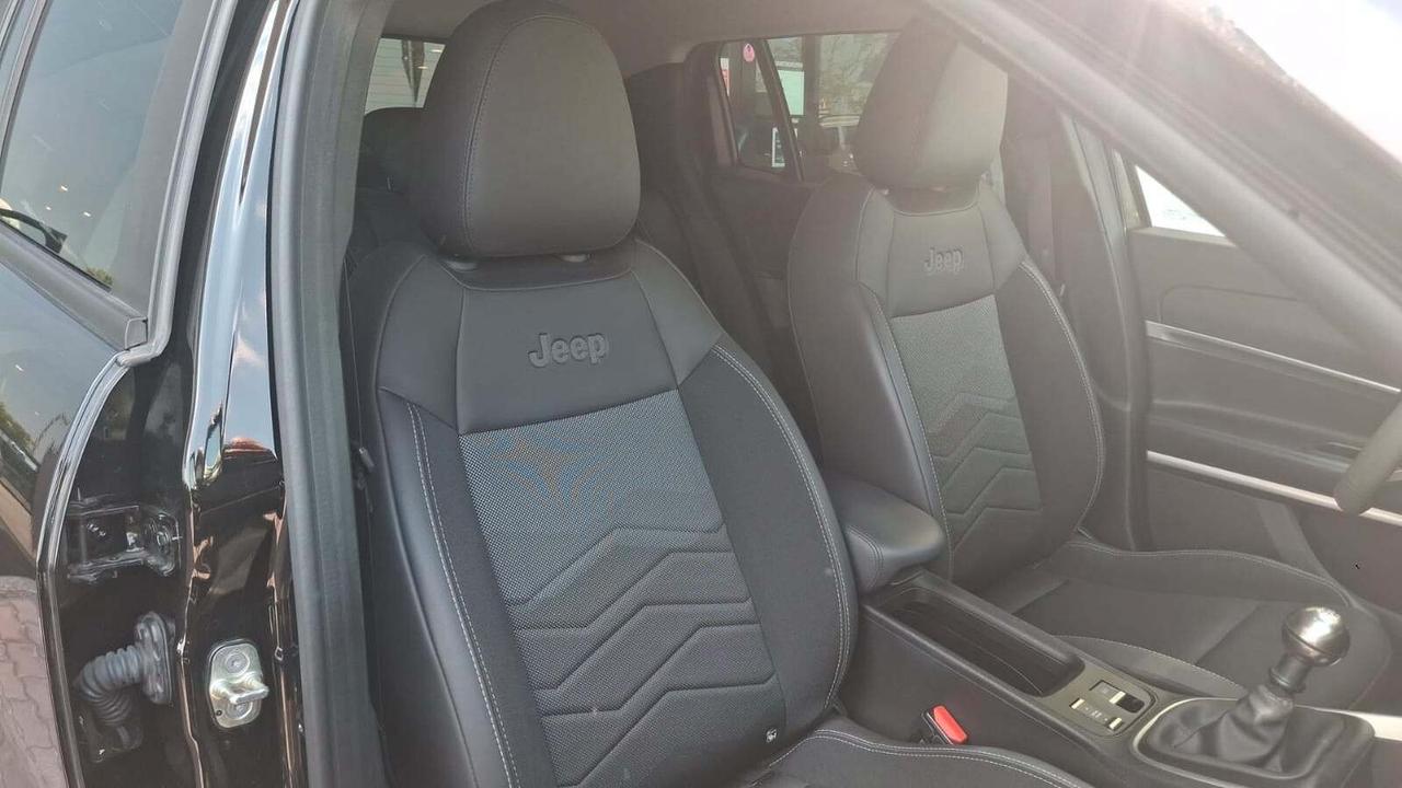 Jeep Avenger 1.2 Turbo 100 CV Summit