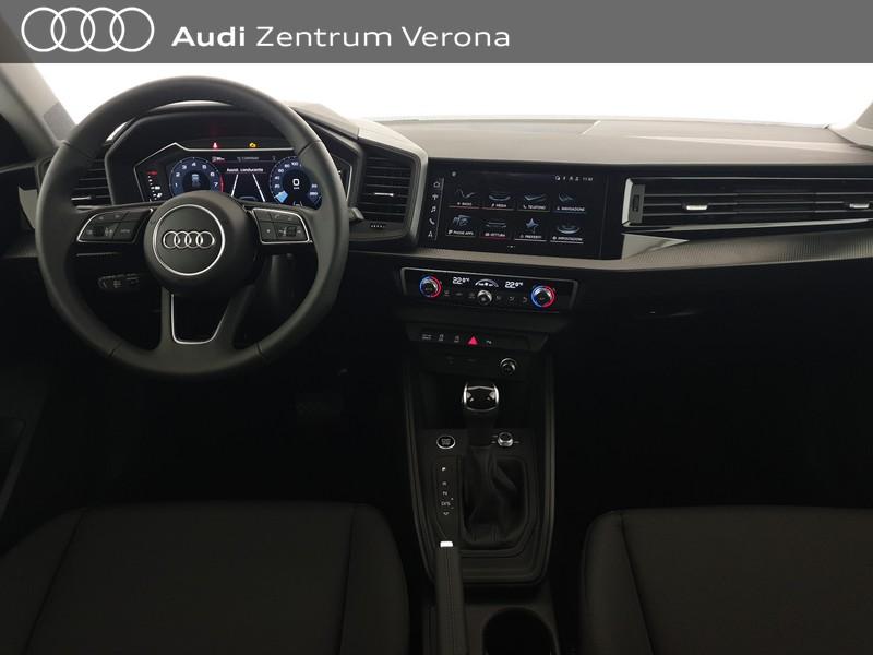 Allstreet 30TFSI 116CV S tronic Identity Contrast