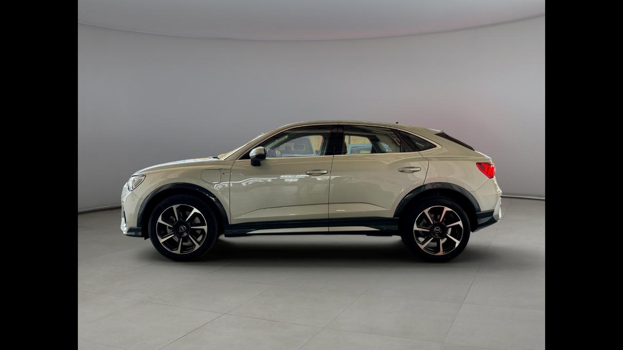 AUDI Q3 I 2019 Sportback - Q3 Sportback 45 1.4 tfsi e S line edition s-tronic