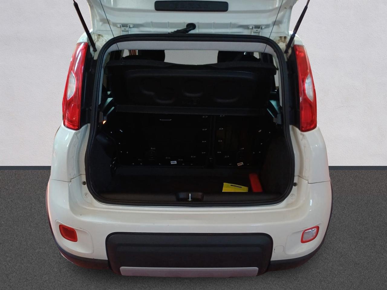 Fiat Panda 1.0 Hybrid City Life 2023 | da €194 al mese