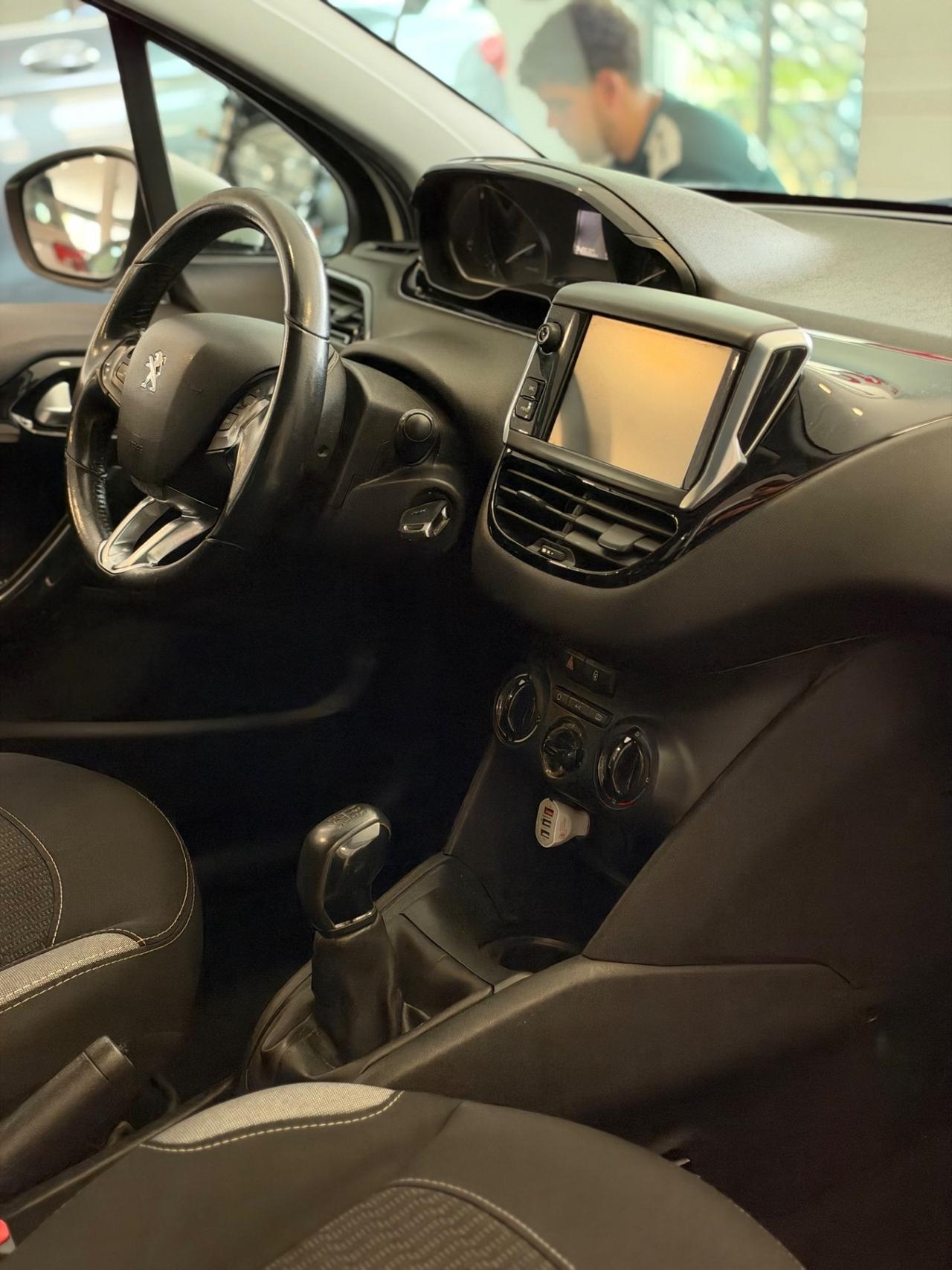 Peugeot 208 BlueHDi 75 5 porte Allure