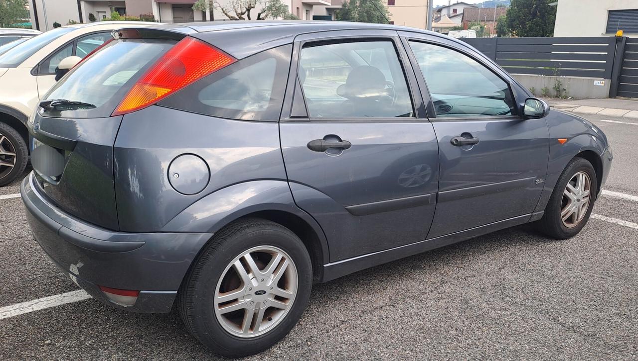 Ford Focus 5p. Ghia