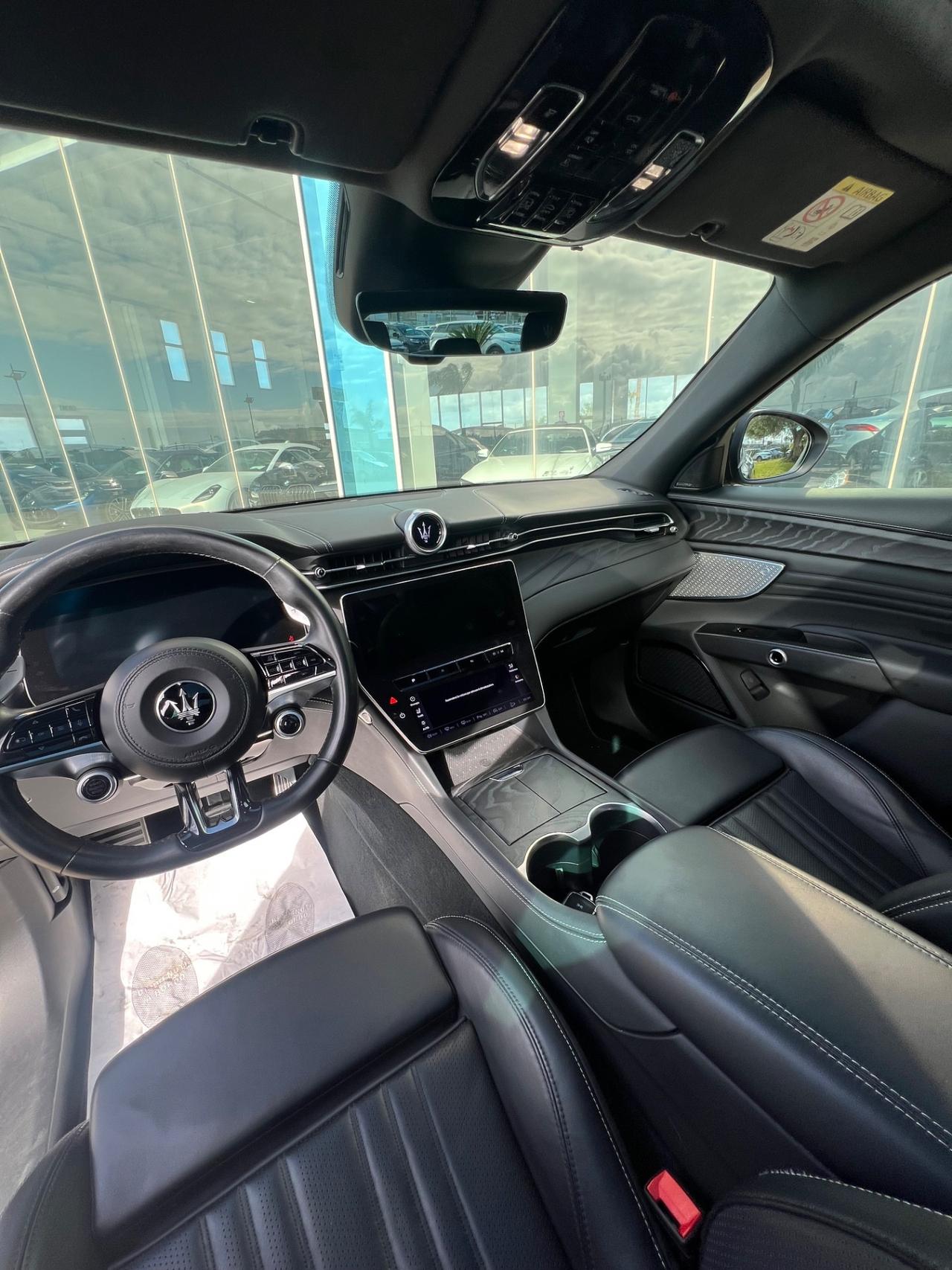 Maserati Grecale MHEV 330 CV AWD Modena