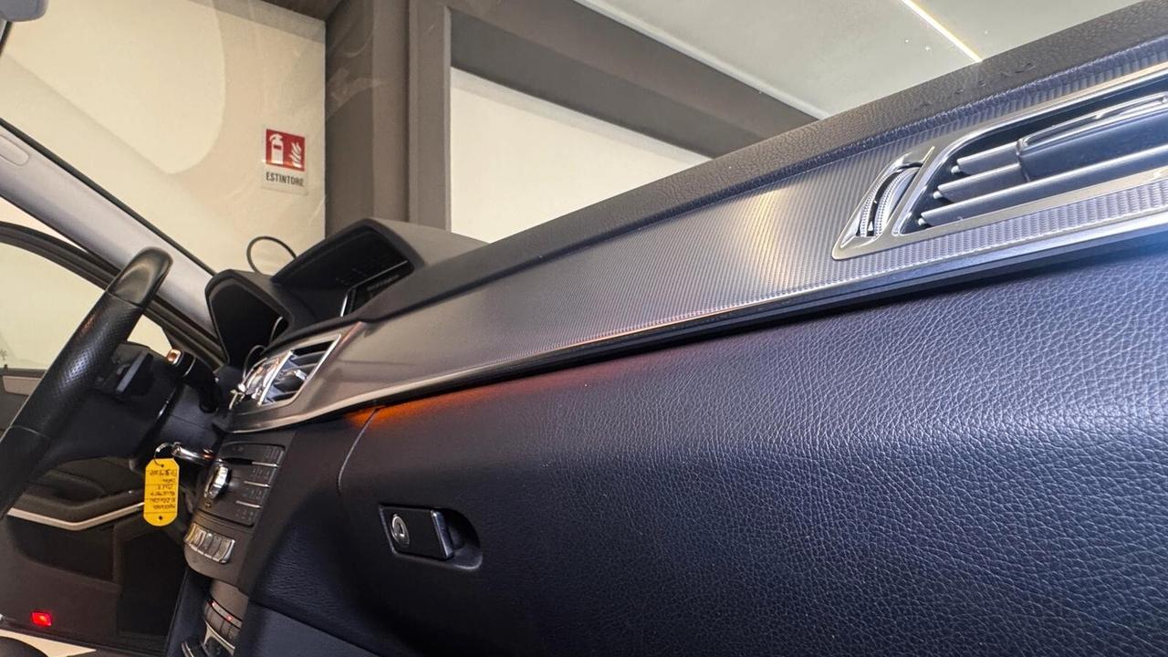 Mercedes-benz E 220 BlueTEC Premium 4matic - 2016