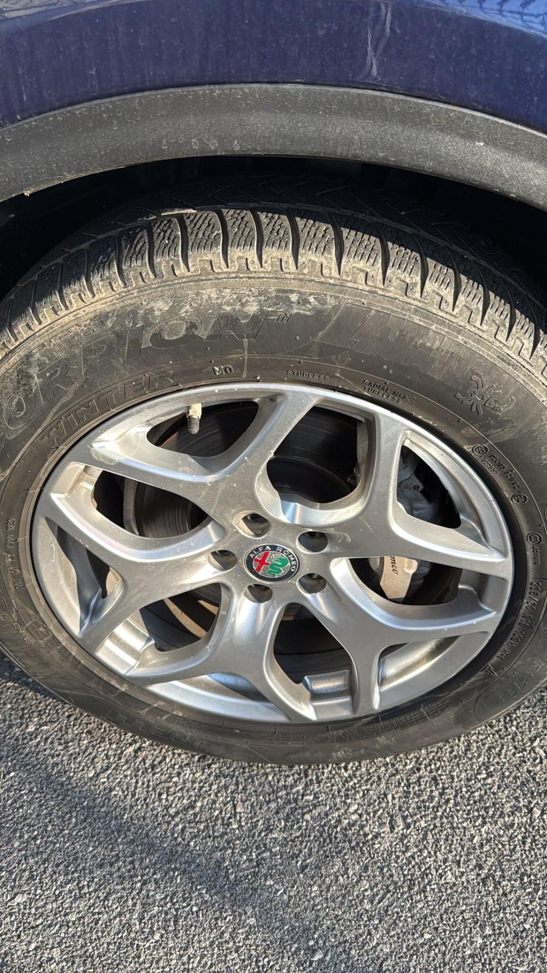 Alfa Romeo Stelvio 2.2 Turbodiesel 160 CV AT8 RWD Business