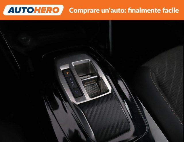 PEUGEOT 2008 Hybrid 136 e-DCS6 Allure