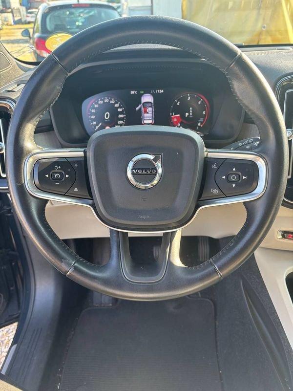 Volvo XC40 D4 IVA DED. * GANCIO TRAINO*