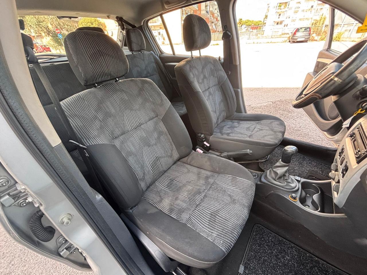 Dacia Sandero 1.48V GPL LAUREATE