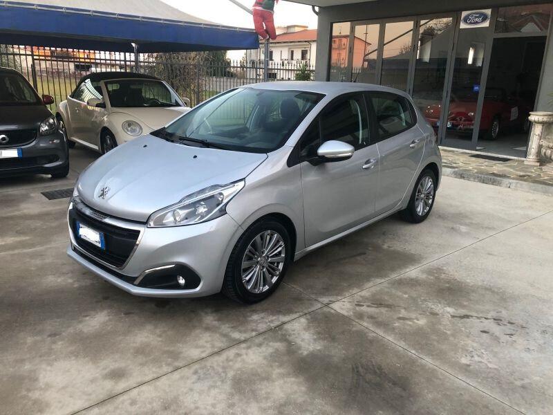 Peugeot 208BlueHDi 75cv anno 2017