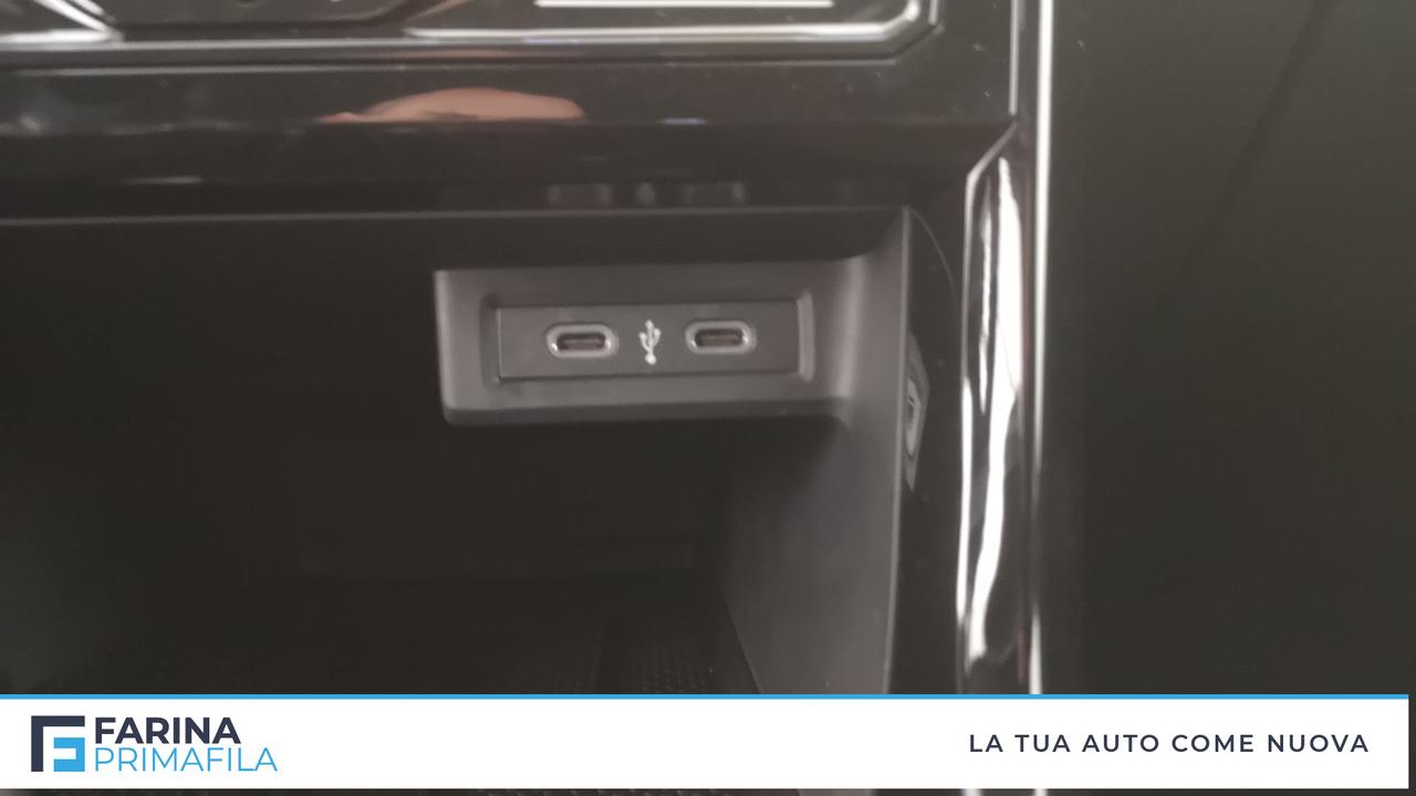 VOLKSWAGEN T-Cross 2024 - T-Cross 1.0 tsi R-Line Plus 115cv
