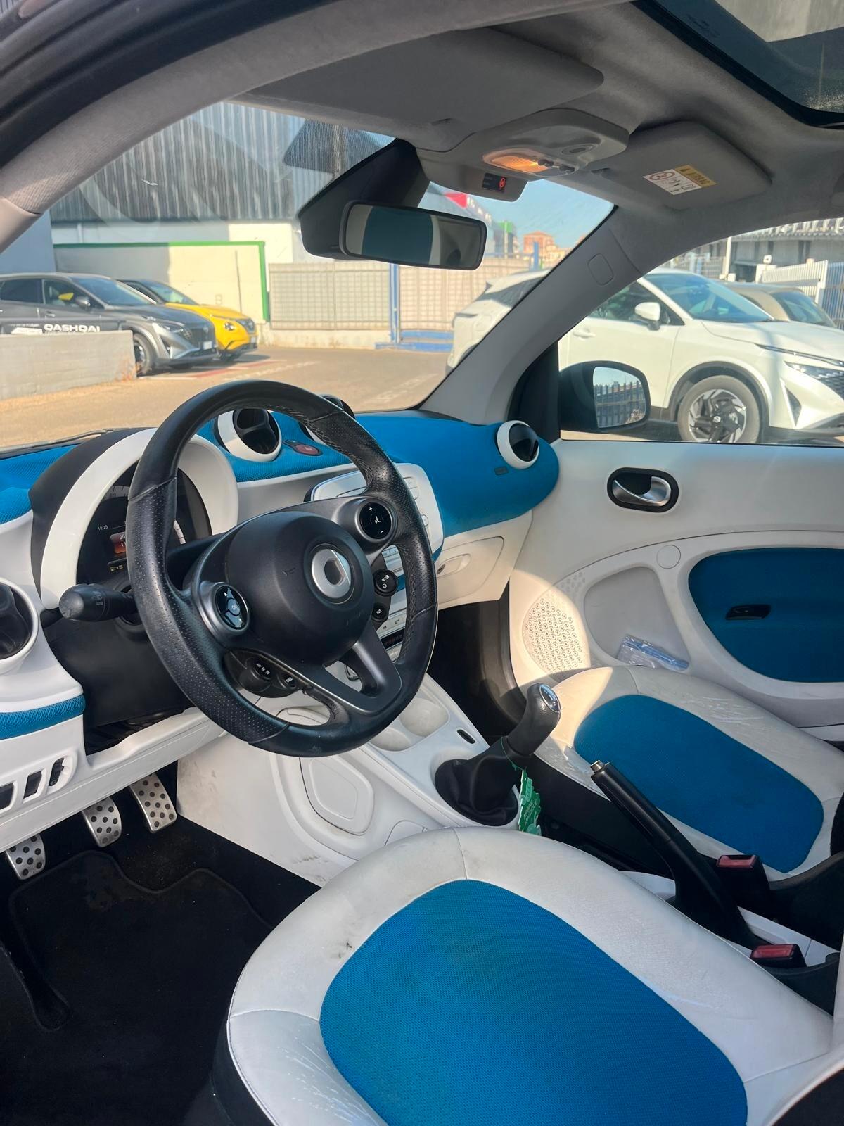 Smart ForTwo 1000 52 kW MHD coupé passion