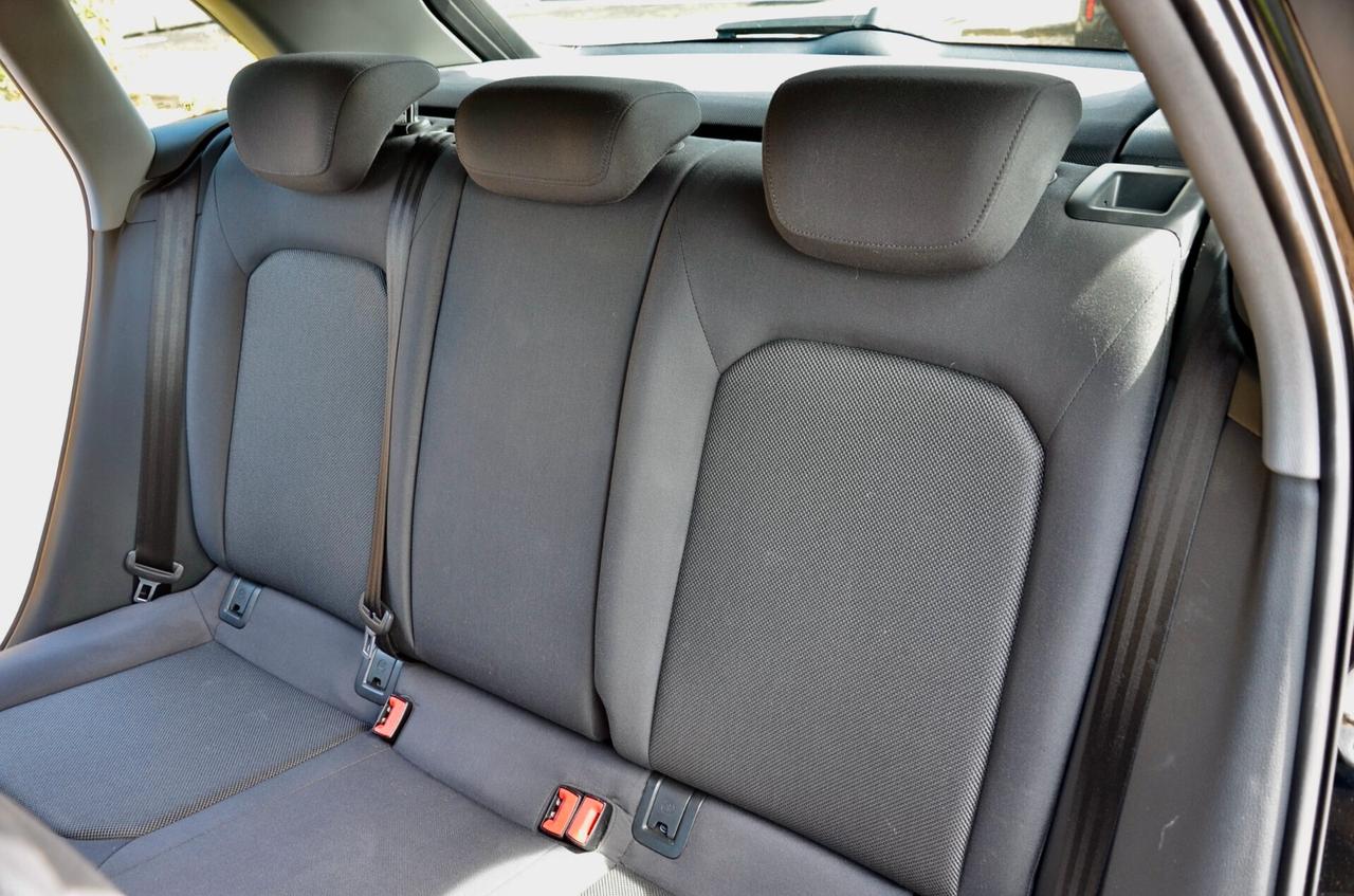 AUDI A3 30 1.6 TDI S-LINE EXT 116cv S-TRONIC, UFF ITALIANA, EURO 6D, FARI LED, NAVI, APPLE ANDROID, PERMUTE