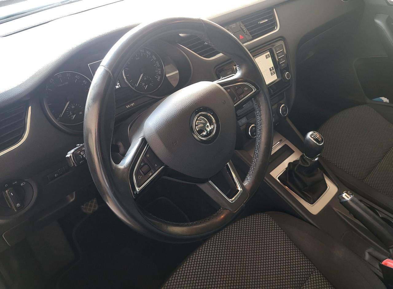 Skoda Octavia 1.6 TDI CR 110 CV Wagon Ambition