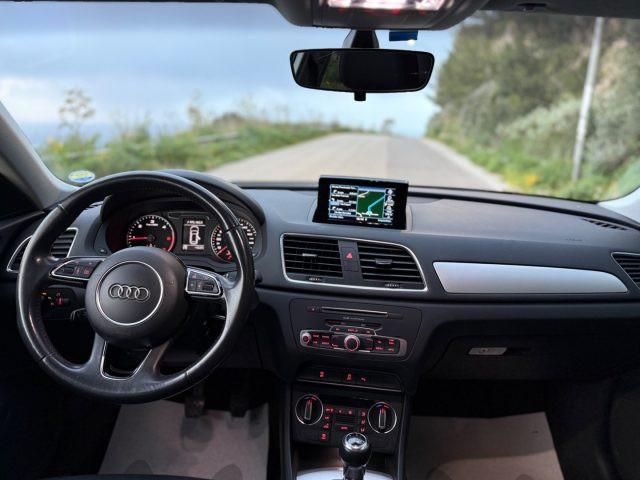 AUDI Q3 2.0 TDI 150 CV Business