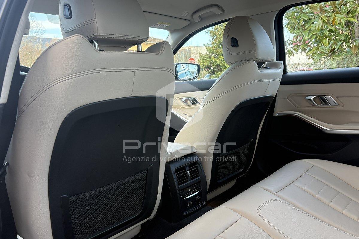 BMW 320d xDrive Luxury