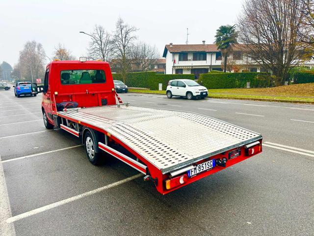 RENAULT Master T35 2.3 dCi/130 CARROATTREZZI