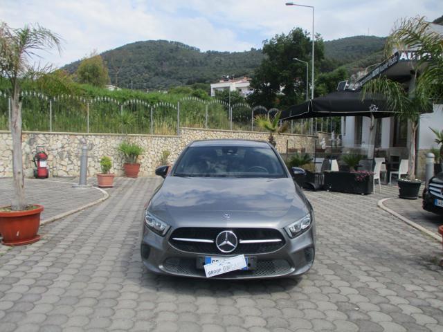 MERCEDES-BENZ A 180 d Automatic Executive