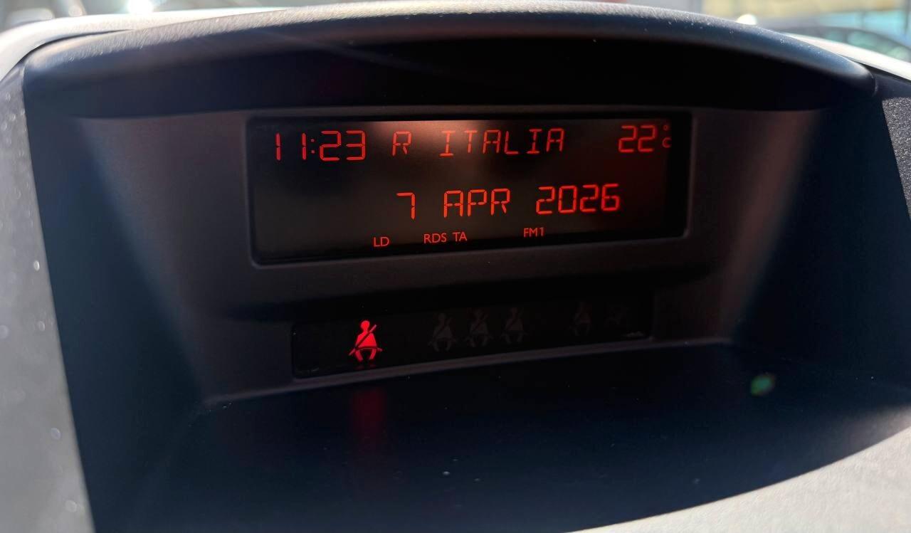 Peugeot 207 1.4 HDi 70CV 5p. Energie Sport