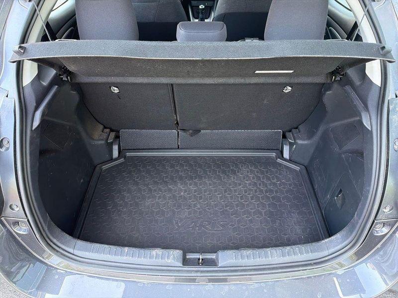 Toyota Yaris 1.0 Active MY22