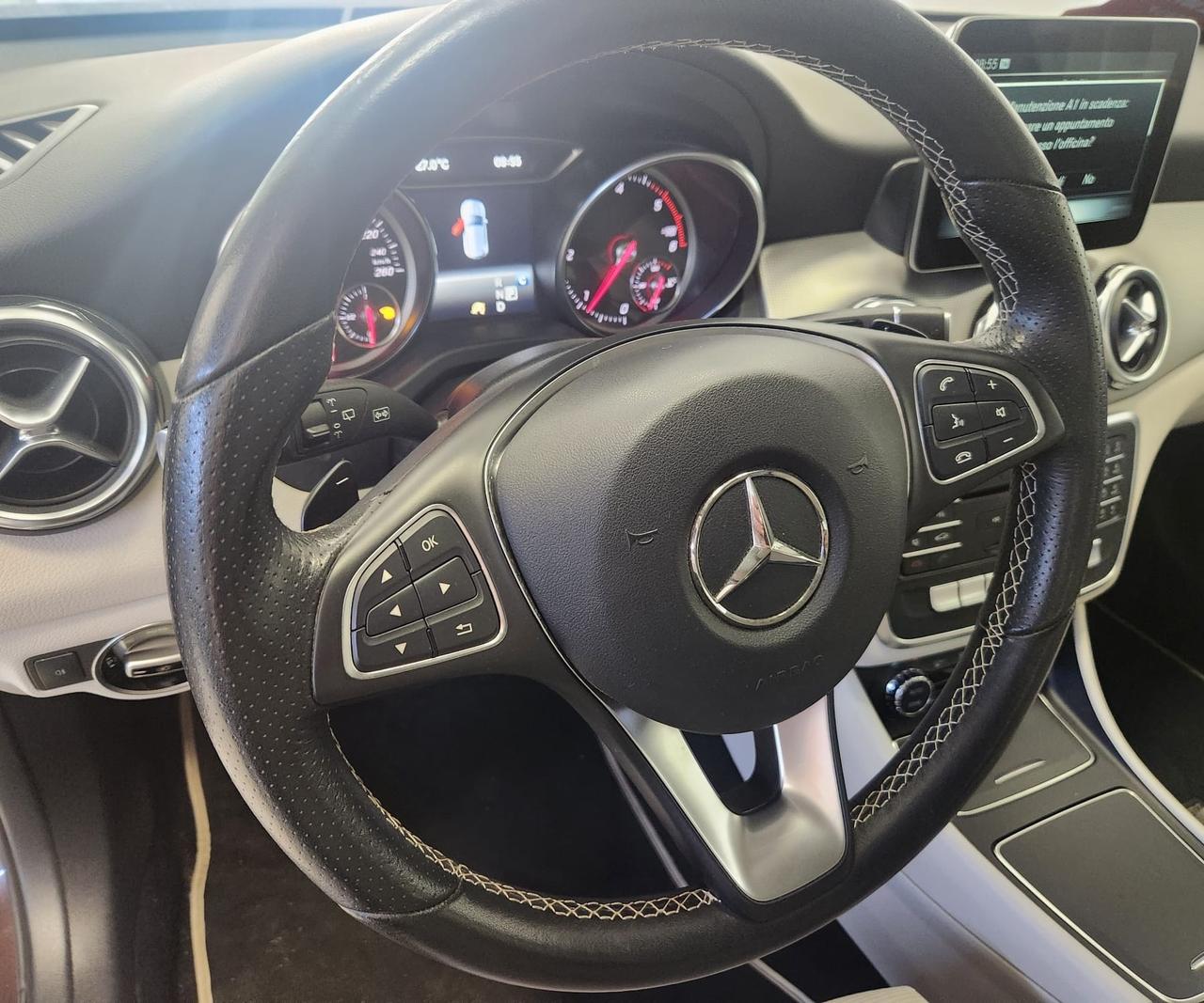 Mercedes-benz GLA 180 GLA 180 d Automatic Sport