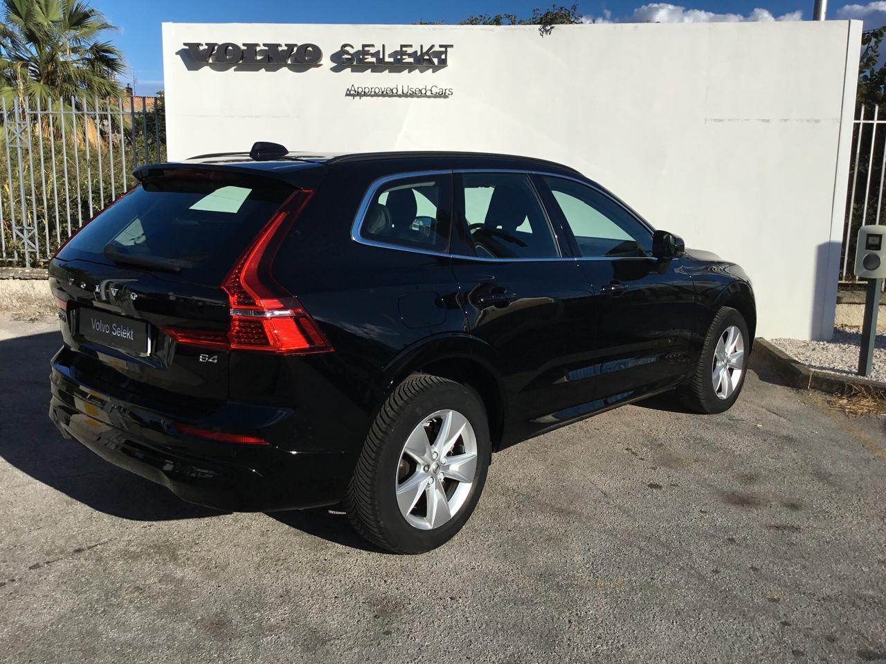 Volvo XC 60 XC60 B4 (d) automatico Core