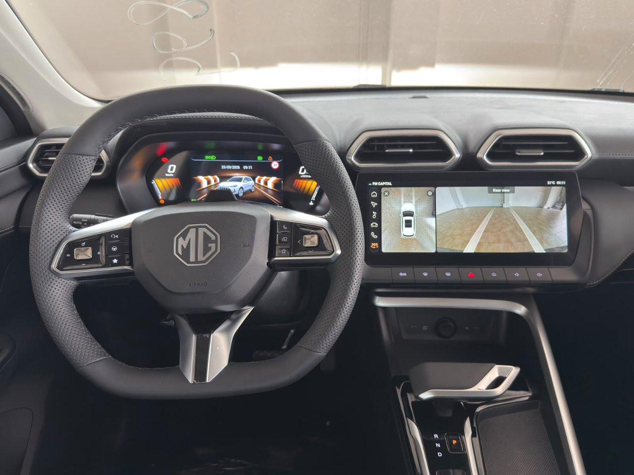 Mg ZS 1.5 hybrid+ Luxury auto (KM 0) TETTO PAN