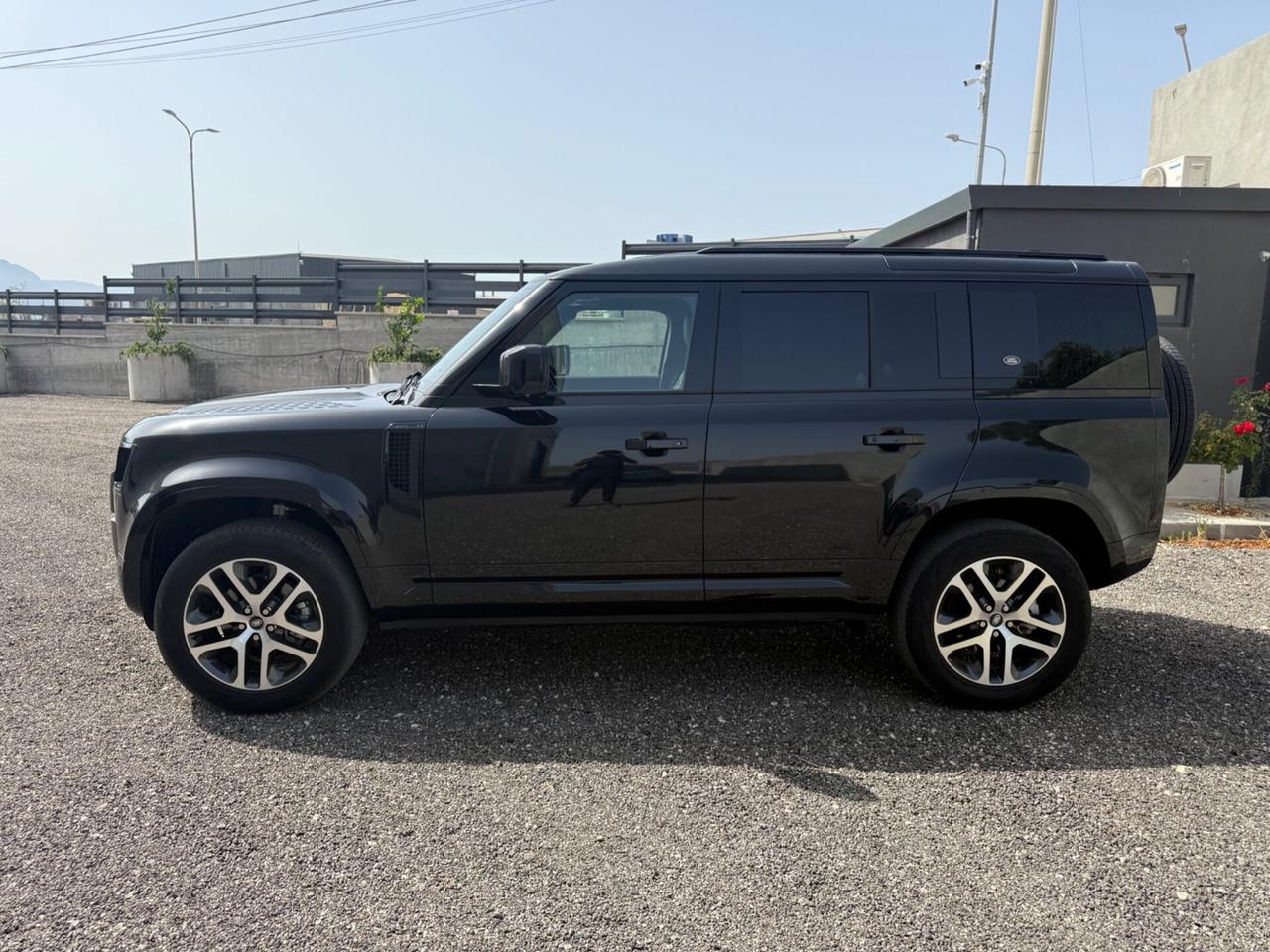 Land Rover Defender 110 3.0D I6 200 CV X-Dynamic S - IVA ESPOSTA -FULL