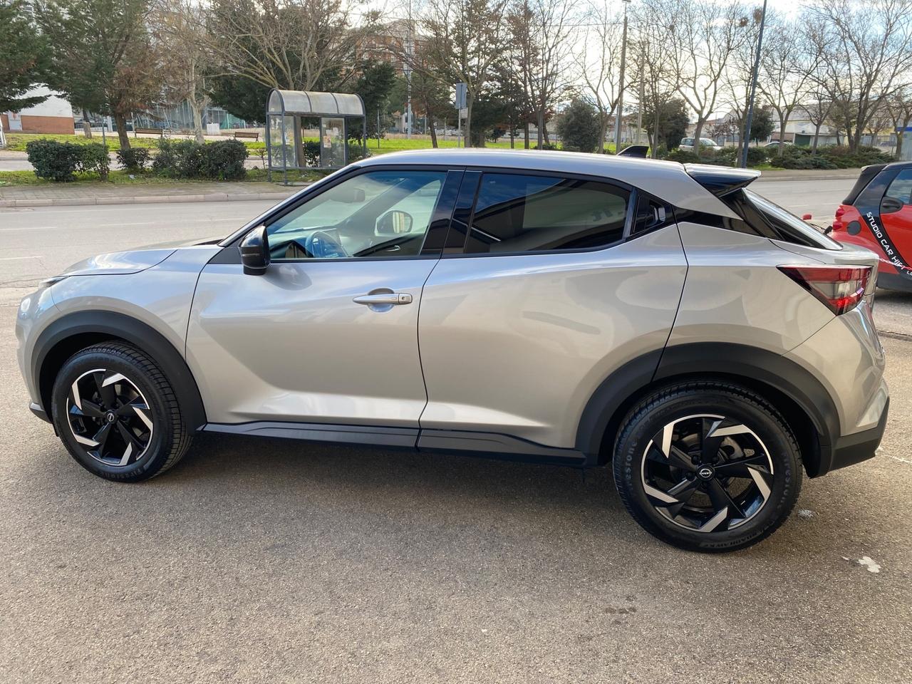 Nissan Juke 1.0 DIG-T 114 CV N-Connecta
